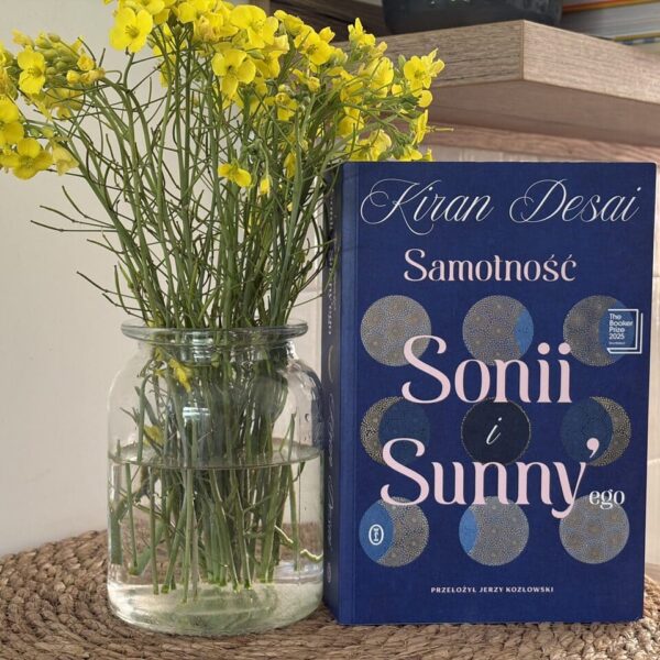 Okładka książki "Samotność Sonii i Sunny'ego" Kiran Desai