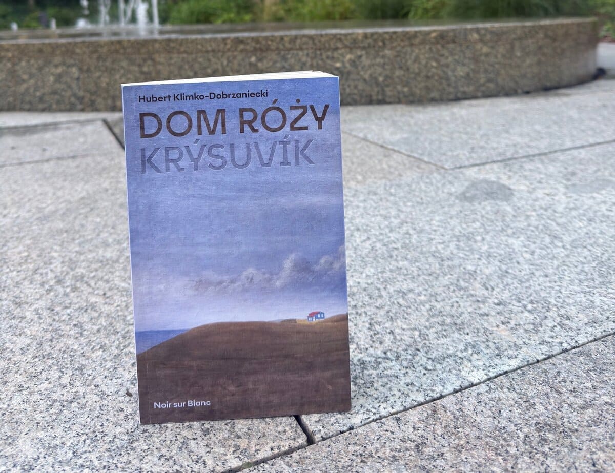Okładka książki "Dom róży. Krysuvik" Hubert Klimko-Dobrzaniecki