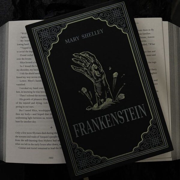 Okładka książki "Frankenstein" Mary Shelley