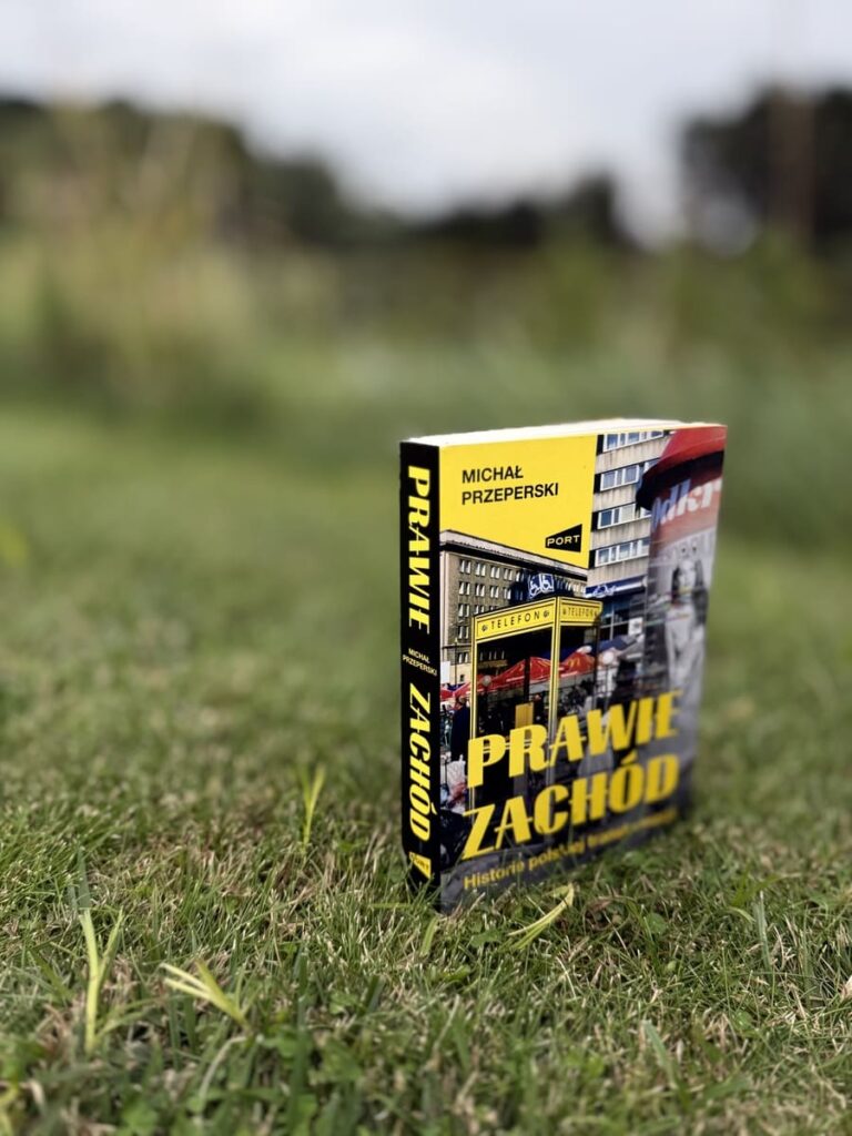 Okładka książki "Prawie Zachód" Michał Przeperski