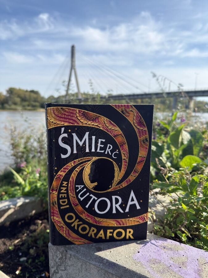 Okładka książki "Śmierć autora" Nnedi Okorafor